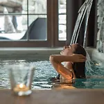 Hotel Bella Tola & 4*