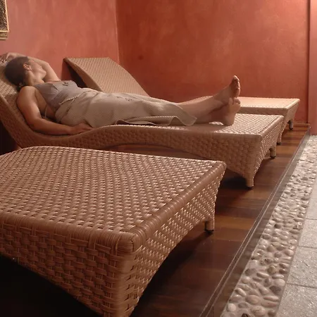 Ξενοδοχείο Bella Tola &