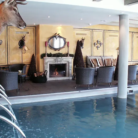 호텔 Bella Tola & 4*