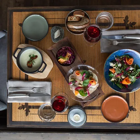 Hotel Bella Tola & Saint-Luc