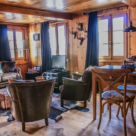 Hotel Bella Tola & 4*