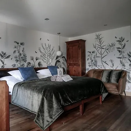 Hotell Bella Tola &