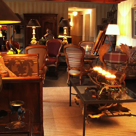 Hotell Bella Tola & 4*