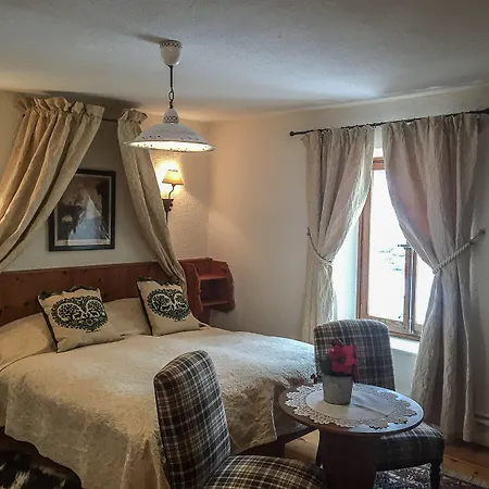 Bella Tola & Hotell 4*